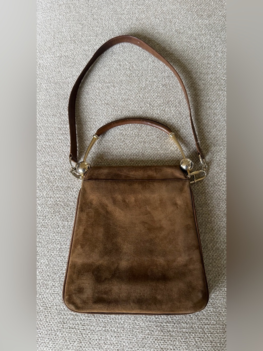 Vintage 1960’s Greta Italian Bag. Brown Suede & Smooth Leather, Gold Hardware - Picture 2 of 10